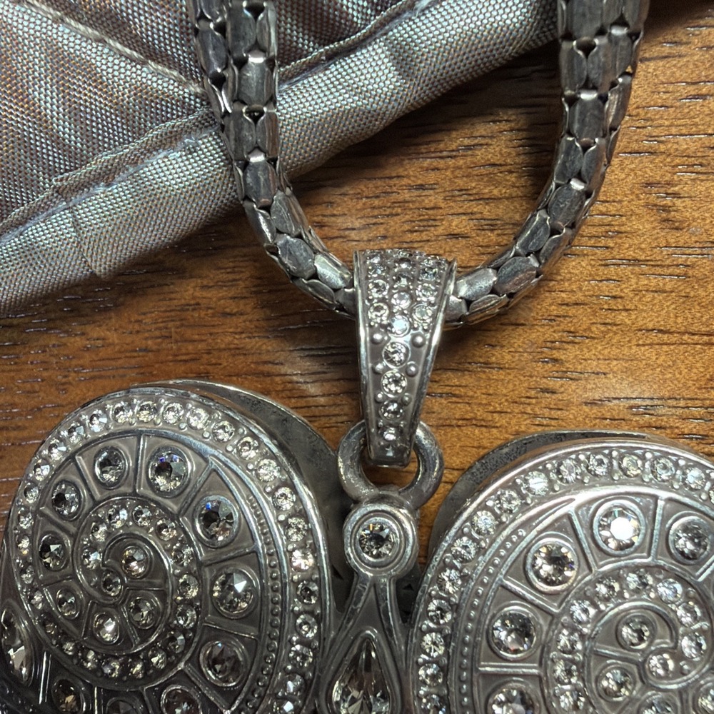 Brighton Silver Filigree Mumtaz Heart Pendant Convertible Necklace w/ Pouch - Picture 8 of 12